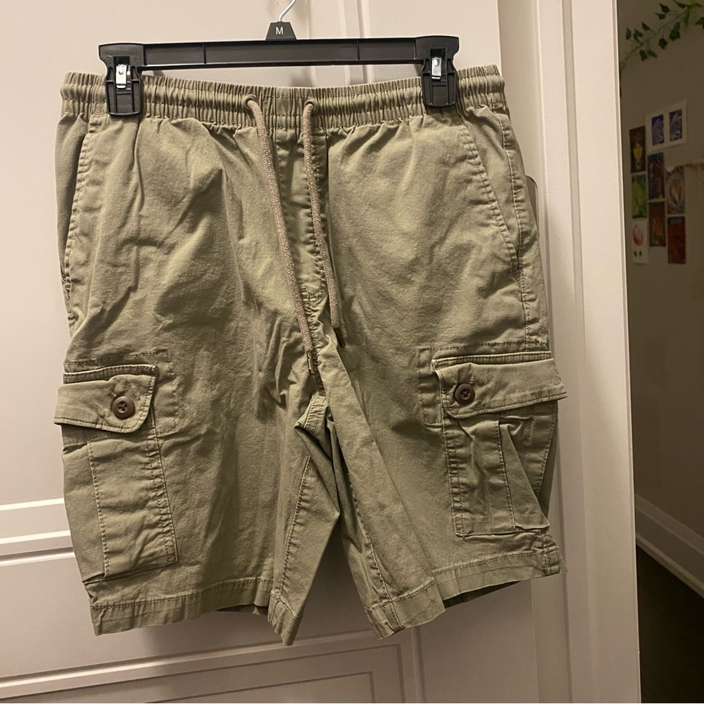 Men's Tan Cargo Shorts Size Small